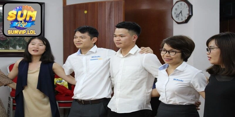 Hành trình từ Việt kiều đến doanh nhân công nghệ thành công